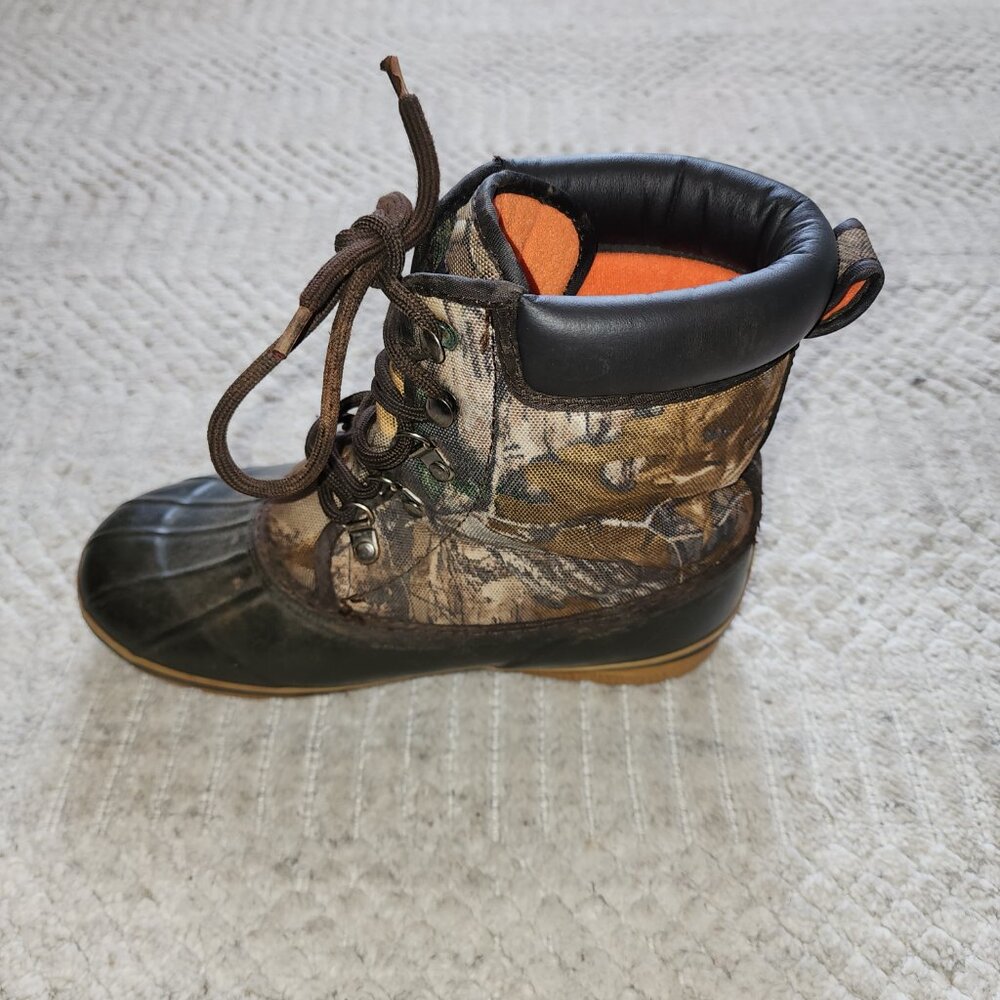 Game Winner Camo Waterproof Duck Boots | Youth Insulated Winter Shoes - Picture 5 of 11